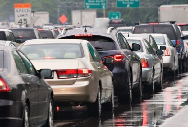 Dugókra és torlódásokra kell számítani vasárnaptól a D2-esen