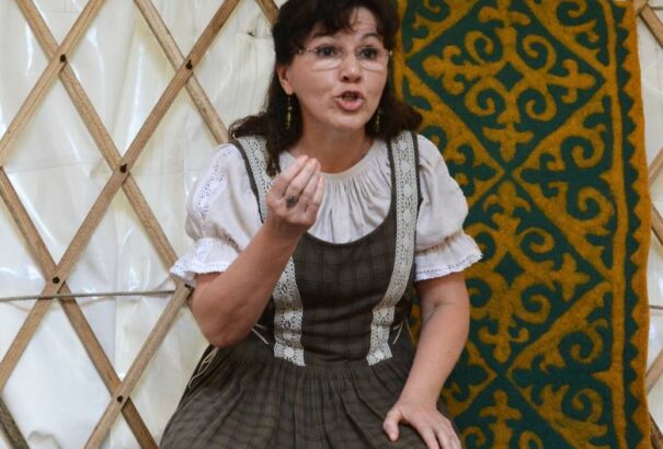 Hencidától Boncidáig – A Hagyományok Háza népmesemondó versenye