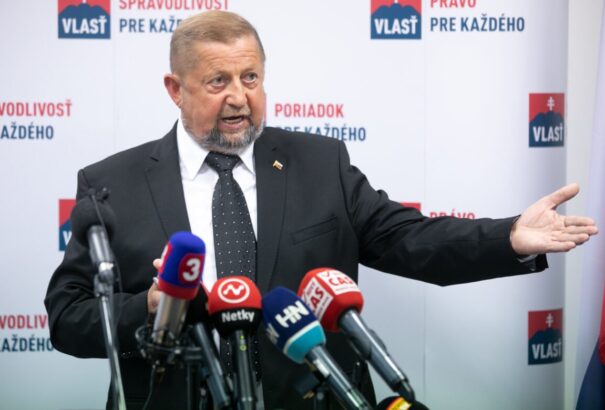 Harabin bemutatta a Vlasť jelöltlistáját. A volt kollégái és a családtagjai szerepelnek rajta