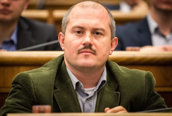 Felmérés: A 30 év alatti fiataloknál Kotleba a nyerő