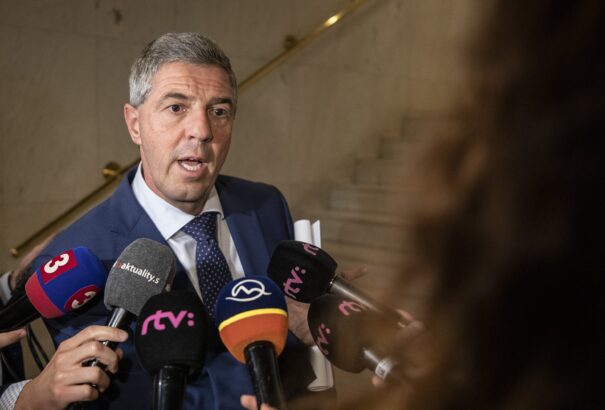 Ako-felmérés: a Most-Híd és az MKP küszöb alatt, az Összefogás és az MF mérhetetlen