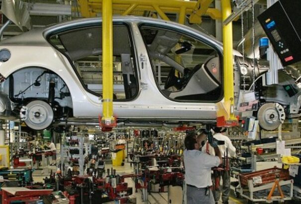 Románia és Szerbia is udvarol a VW-nek. Szerbia eurómilliókat is fizetne az új üzemért