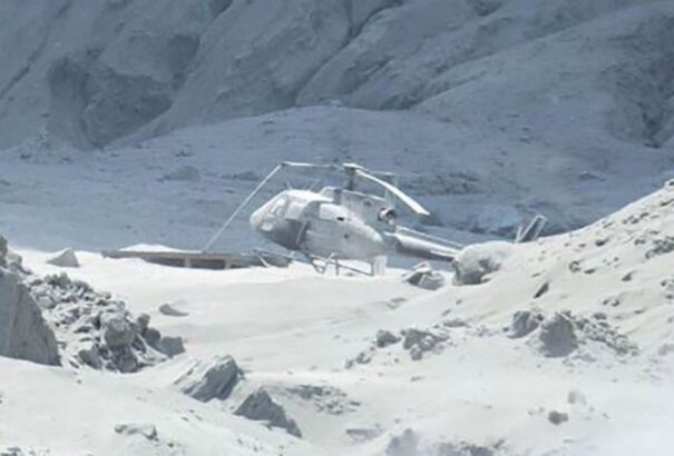 Az új-zélandi rendőrség bevállalja: pénteken mindenképp megpróbálják kihozni a Fehér-szigeten maradt holttesteket