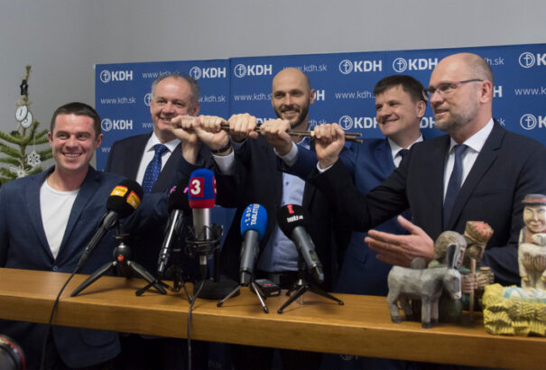 Az SaS is csatlakozott az ellenzéki megnemtámadási paktumhoz