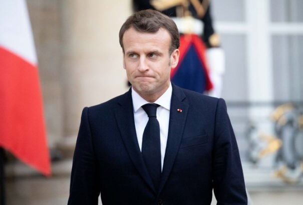 A kormány nyugdíjreformja miatt áll a bál a franciáknál, a szakszervezetek nem hátrálnak meg