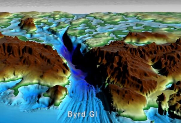 Gigantikus képződményeket fedeztek fel az Antarktisz jégpáncélja alatt