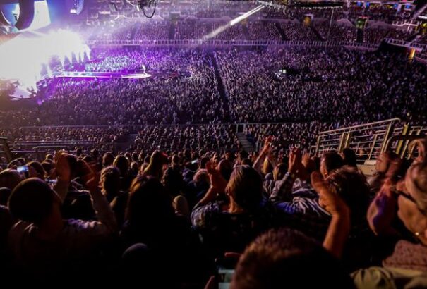 Koncertek 2020-ban – Céline Dion, System of A Down, Nick Cave is várható Magyarországra