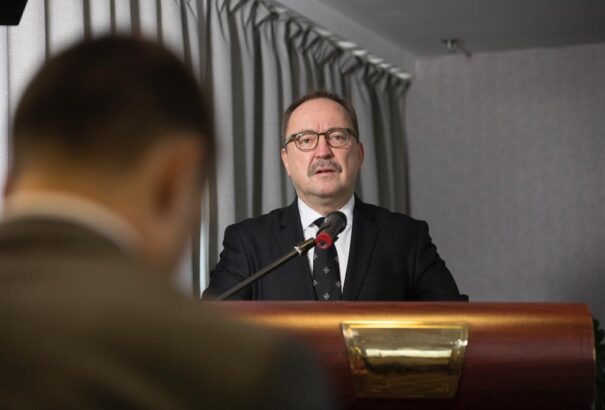 A határokon átívelő nemzetegyesítés fontosságát hangsúlyozta Németh Zsolt Washingtonban