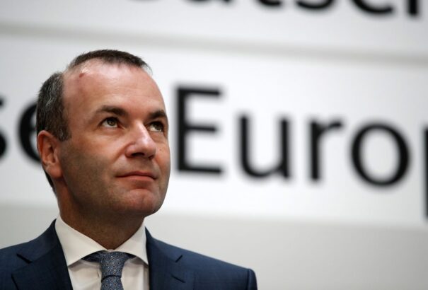 A néppárti frakció a Magyarországgal szembeni jogállamisági eljárás támogatásáról döntött