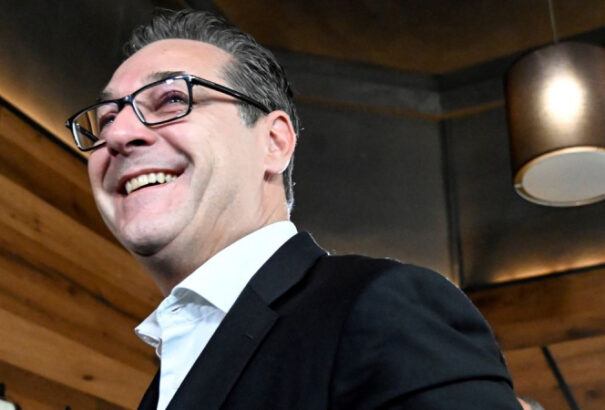 Visszatér a politikába Heinz-Christian Strache