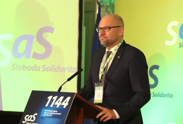 Az SaS bemutatta 1144 intézkedésből álló választási programját. Igazságosságot és kevesebb bürokráciát akarnak