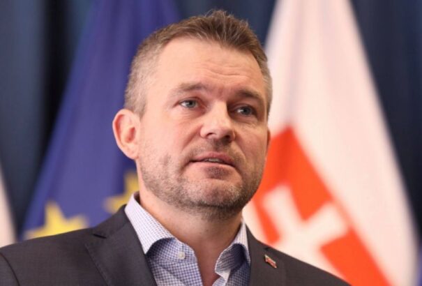 Pellegrini megerősítette, hogy visszahívják Kmotrík ügyvédjét az ÚVO alelnöki székéből