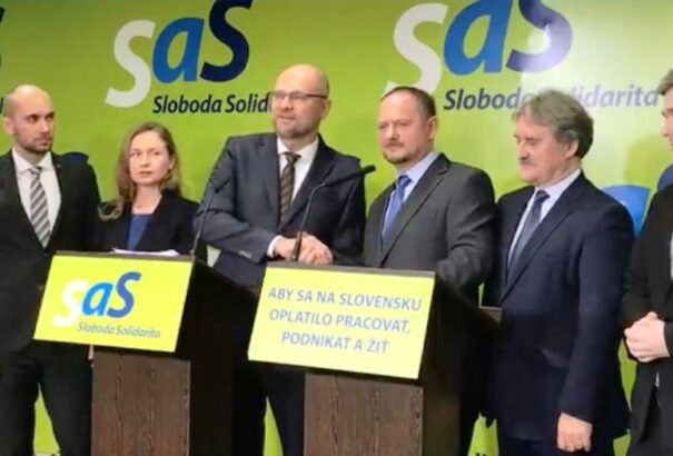 Az SaS az MKÖ-vel egyeztetett. Simon elvitte a showt Bárdos és Mózes elől