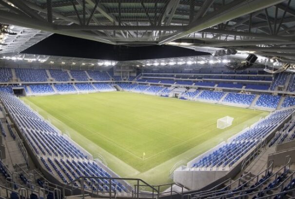 Így kell stadiont építeni!? Több tízmillió euróval többet fizetünk ki a szlovák nemzeti stadionért