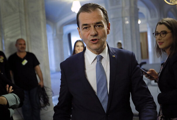 Előrehozott parlamenti választások lesznek Romániában