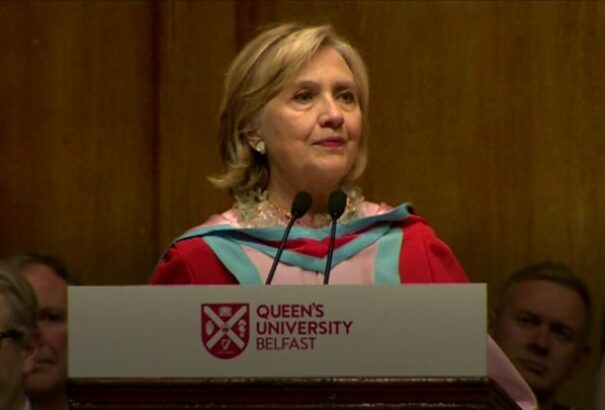 Hillary Clintont a belfasti Queen’s Egyetem kancellárjává nevezték ki