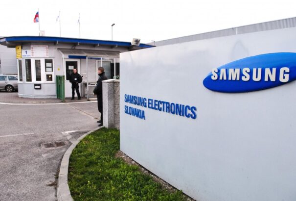 500 alkalmazottjának mond fel a galántai Samsung