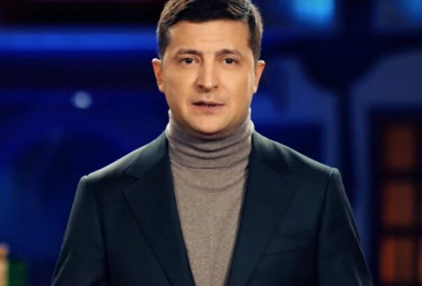 Zelenszkij magyarul is megszólalt újévi köszöntőjében, reagált a magyar külügy is