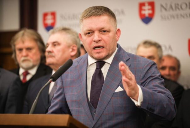 Fico: Bugár egy áruló, akinek a választások során nem 4,99, hanem 2,99 százalékot kívánok