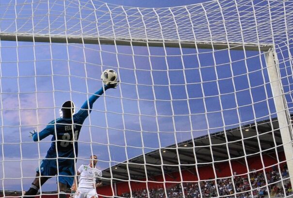 Megszűnik a légióskorlát, bevezetik a bértömeg-szabályozást – szemléletváltást hirdetett az MLSZ