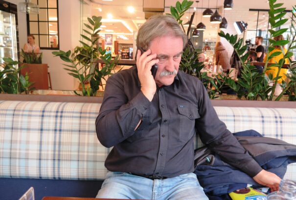 Begyújtották a rakétákat – Az MKÖ és a Most-Híd is az utolsó percig kampányol és mobilizál