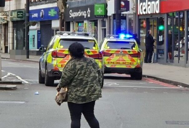 Terrorista indíttatású késes támadás történt Londonban