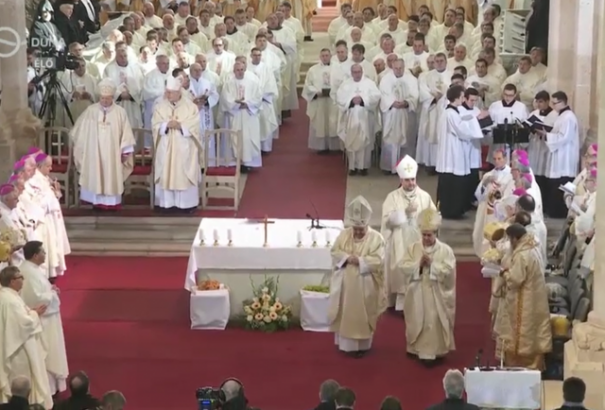 Levélben kívánt bölcsességet és áldott szolgálatot Kovács Gergely érseknek Orbán Viktor miniszterelnök