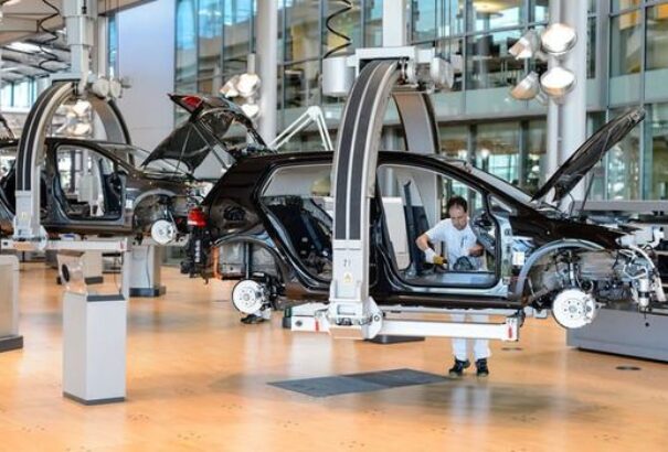 Időzített bomba? Terjed a pánikhangulat Németországban az autóipar állapota miatt