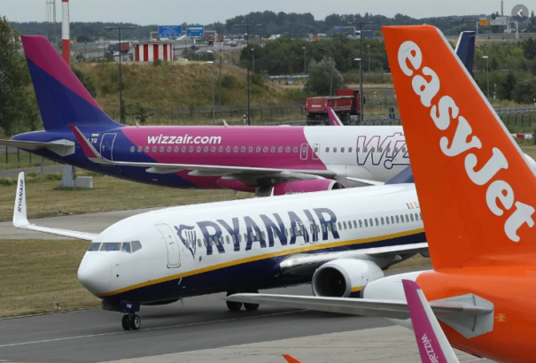 Míg a Ryanairnek az összes járata közlekedik Olaszországba, addig a Wizz Air és az easyJet korlátozásokat vezetett be