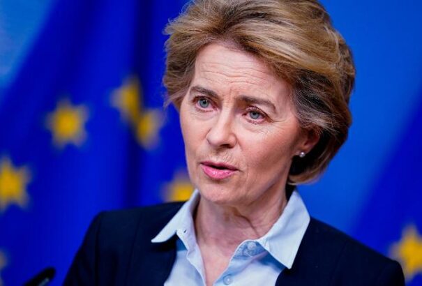 Von der Leyen: Még idén elkészülhet a koronavírus elleni oltóanyag