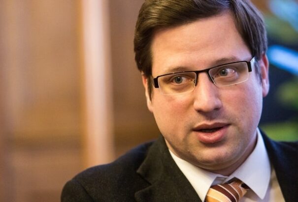 Koronavírus – Gulyás: az operatív törzs veszélyhelyzet elrendelését javasolja a kormánynak