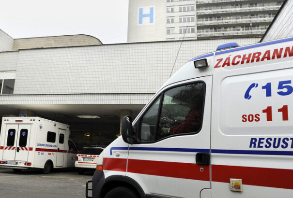 Még mindig vannak felelőtlen emberek, egy beteg a Nemzeti Onkológiai Intézetben fertőzhetett