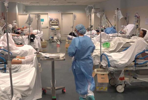 Ami most a harchoz kell: Kórházi ágyak és egészségügyi dolgozók száma az uniós tagállamokban (Grafikon)