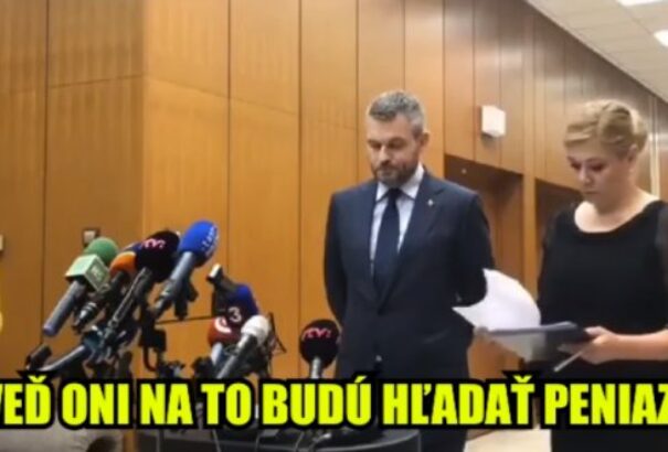 Hoppá! A mikrofonok már vették Pellegrinit és Sakovát a sajtótájékoztató előtt… – Videó