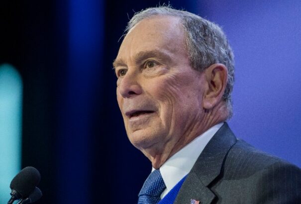 Michael Bloomberg kiszállt az elnökválasztási harcból