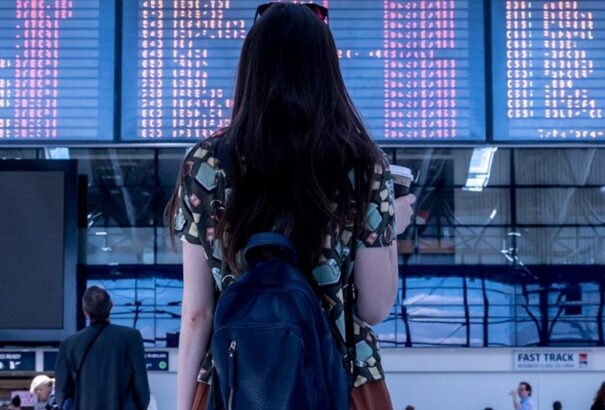 A választásra elsősorban 45 évnél fiatalabb pozsonyi címmel rendelkező szlovák állampolgárok repültek haza