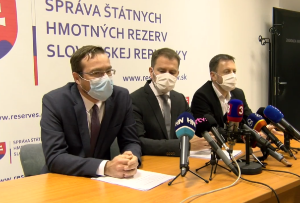 Hatszorosan túlárazott felesleges gyorstesztek – Matovič visszaéléseket talált a Tartalékalapnál, az igazgatónak mennie kell