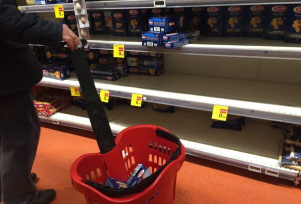 A koronavírus okozta vásárlási láz közepette ezeket a termékeket tesszük leggyakrabban a kosarunkba