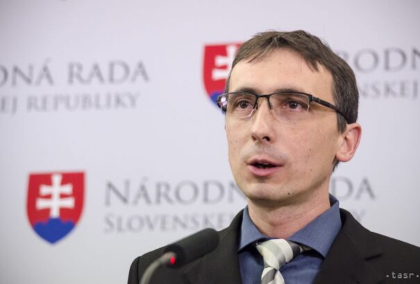 Távozik a posztjából Ján Marosz közlekedésügyi államtitkár