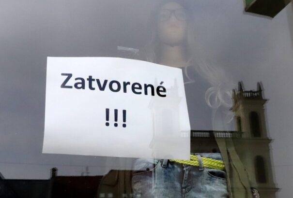 Mit jelentenek a korlátozó intézkedések havonta a számok nyelvén? Milliárdokat – mínuszban…