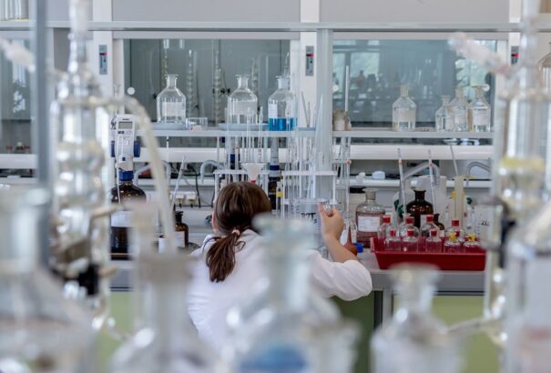 Hol tesztelhetünk? Íme az összes szlovákiai koronavírus-tesztelő hely listája