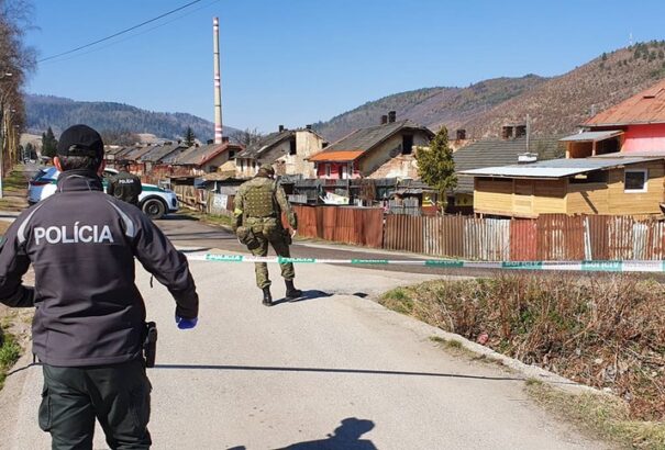 Öt romatelep hatezer lakója került vesztegzár alá a Szepességben