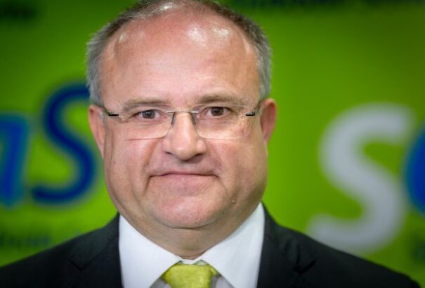 Alig egy hónap után befejezte munkaügyi államtitkári pályafutását Jozef Mihál