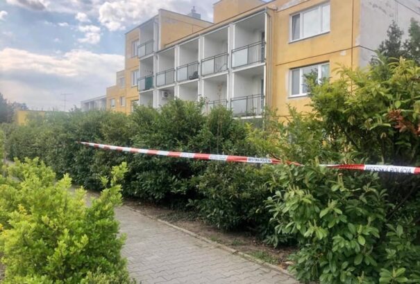 Pozsony megye egyik legnagyobb nyugdíjasotthonában is felütötte a fejét a koronavírus. Több tucat kliens és ápoló fertőződött meg