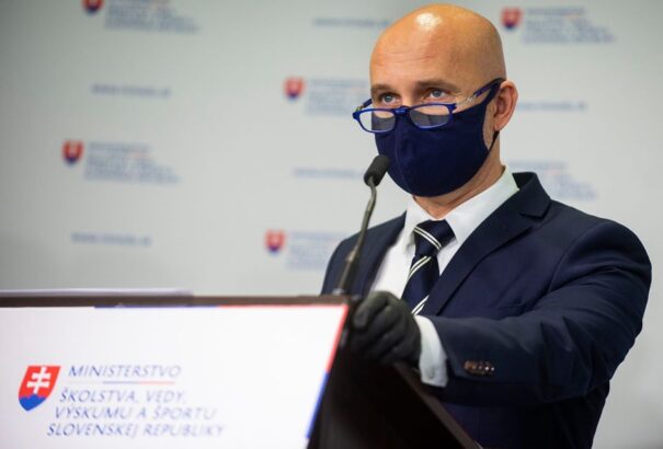 Gröhling szerint a tanárok örülnek, hogy visszatérhetnek az iskolákba