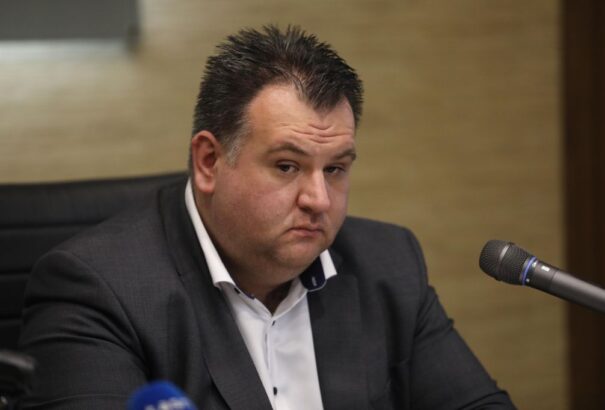 Az agrárminiszter leváltja a korrupcióval megvádolt PPA-igazgatót