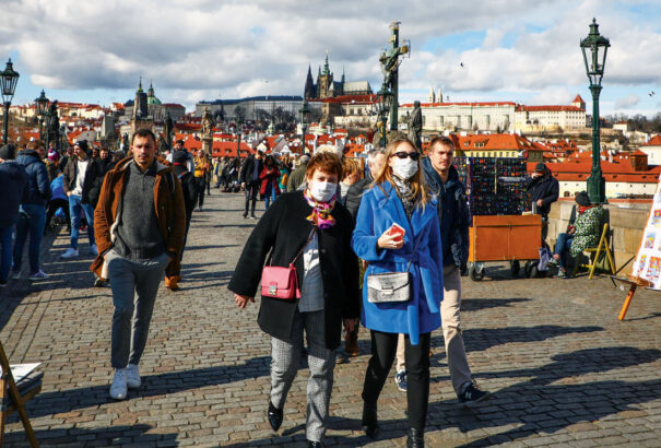 A csehek azt tervezik, hogy szinte minden lakost letesztelnek koronavírusra
