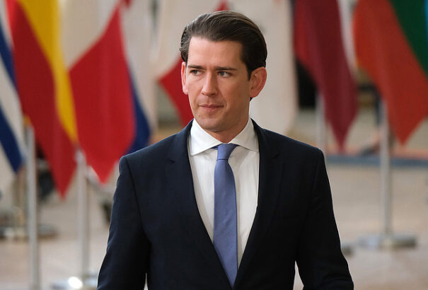 Koronavírus – Kurz: Az osztrákok nem utazhatnak szabadon, míg nem készül el a vakcina