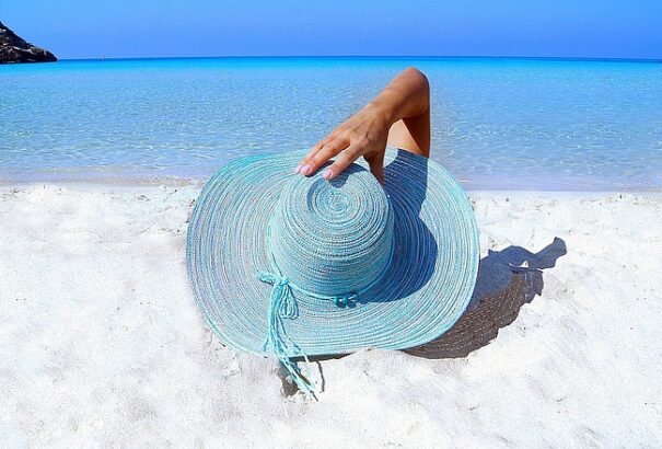 Lehet, hogy mégis tervezhetünk idén külföldi nyaralást?