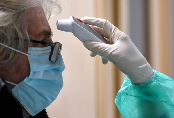 3111-re nőtt a beazonosított koronavírus-fertőzöttek száma és elhunyt 10 beteg Magyarországon